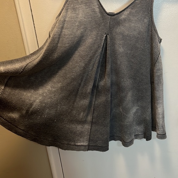 Free people XS distressed grey tank top - Picture 4 of 4